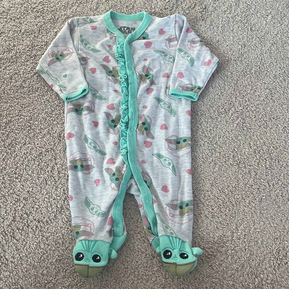 Excellent Condition Yoda Footie - Size 3-6 Months